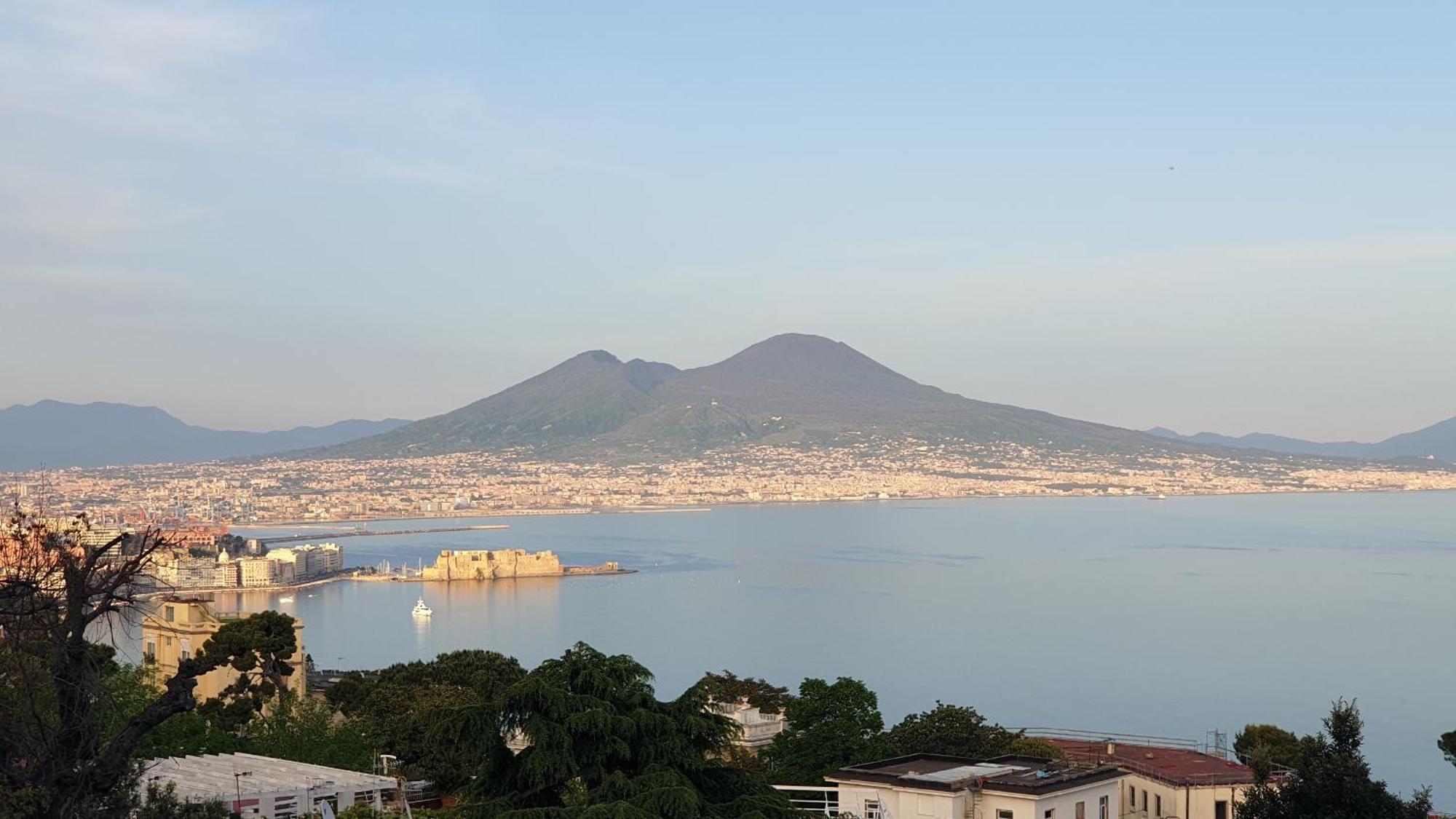 Napoli Stadio - 3 Bedrooms - 2 Bathrooms - Free Park المظهر الخارجي الصورة